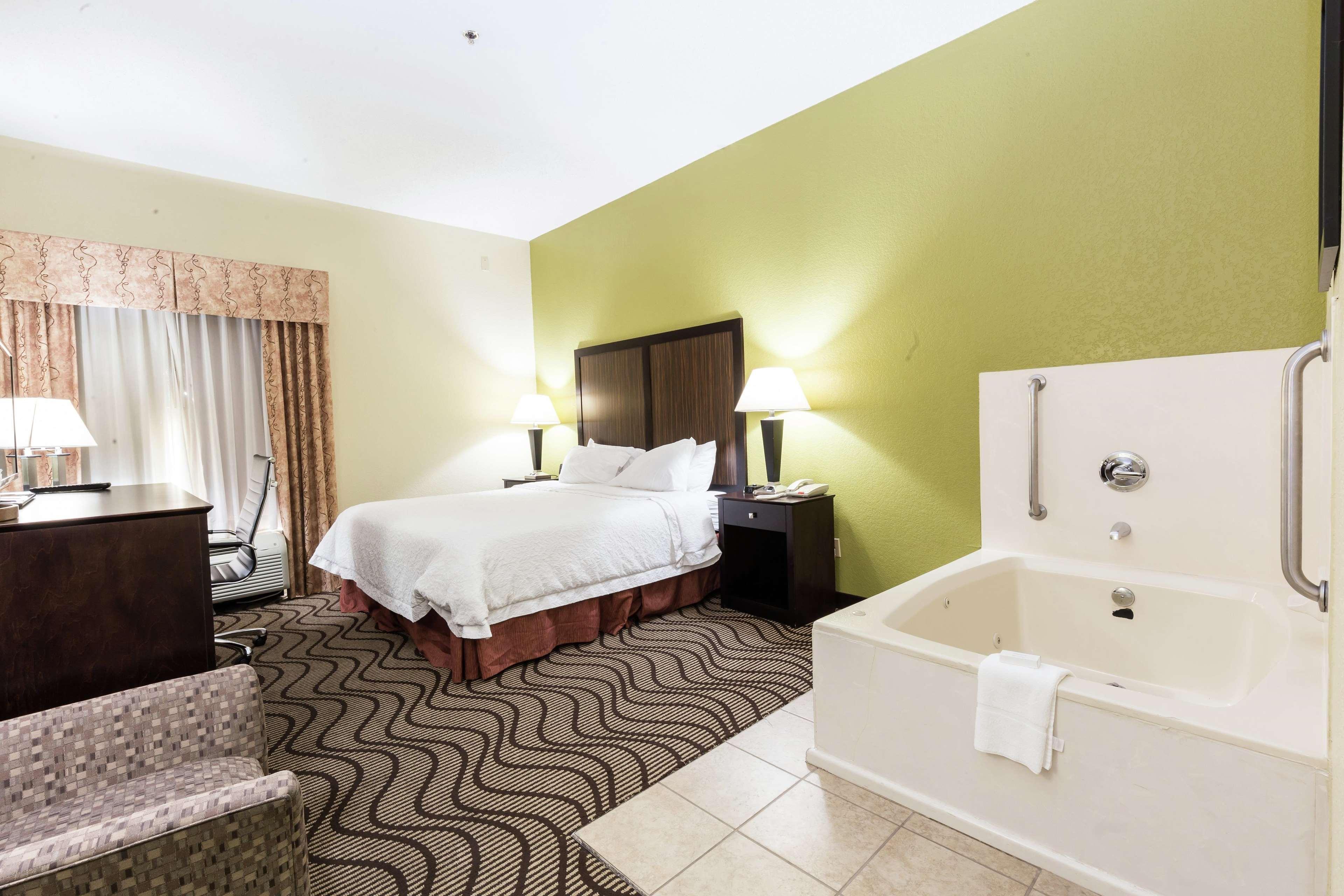 Hampton Hotel 3*