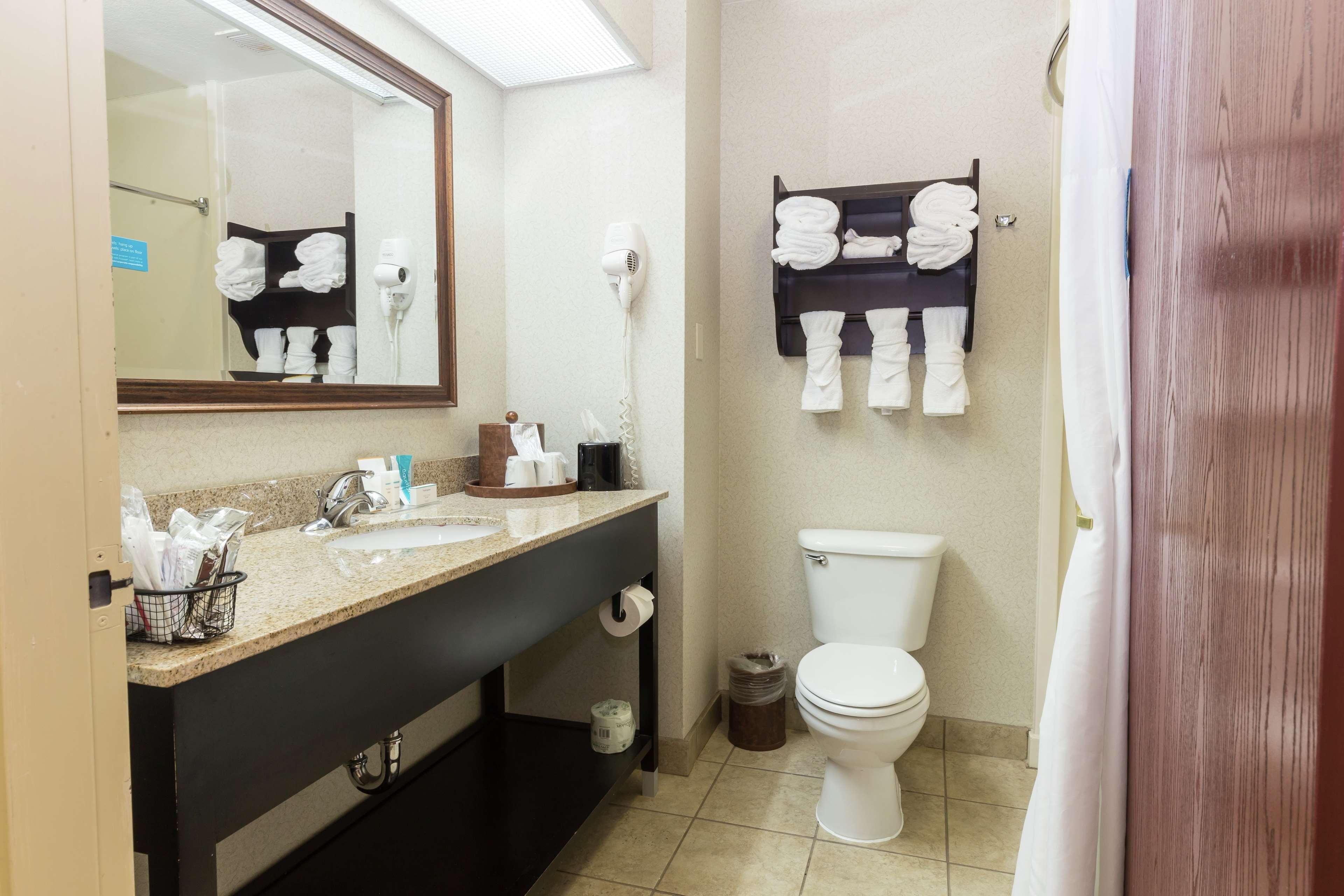 Hotel Hampton 3*