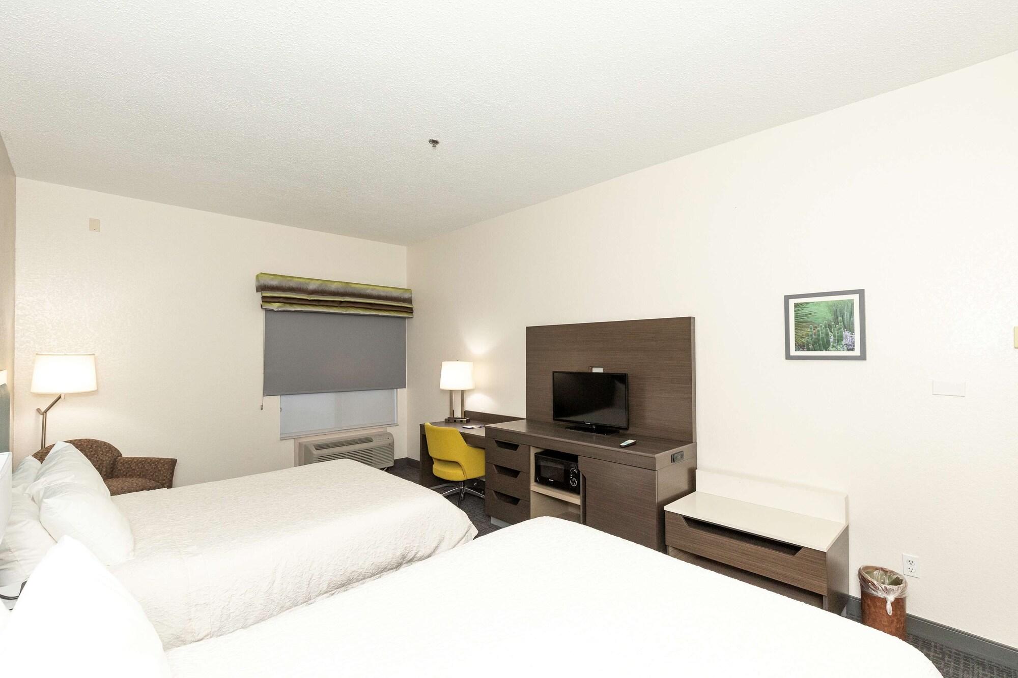 Hampton Hotel 3*