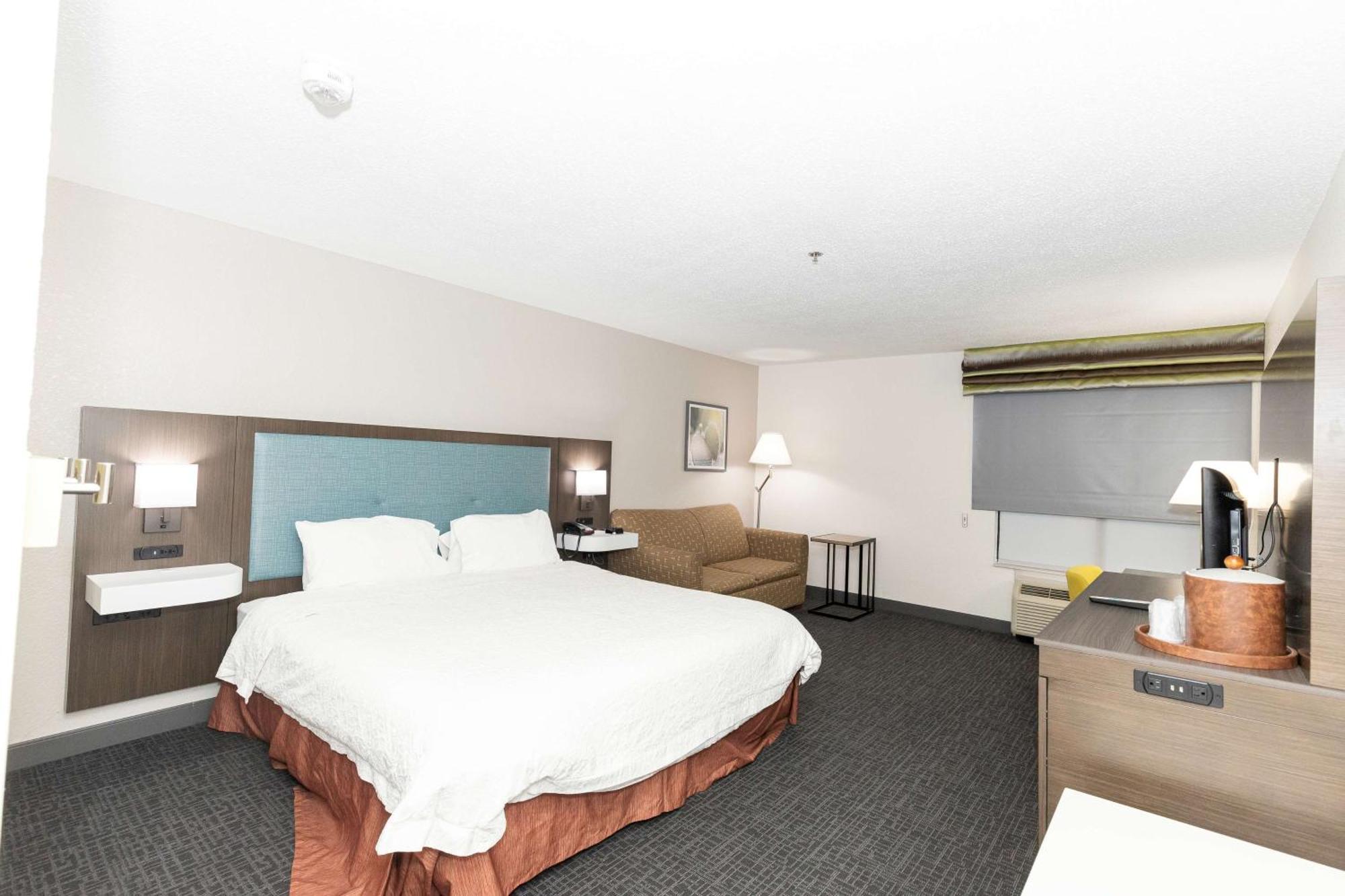 Hampton Hotel